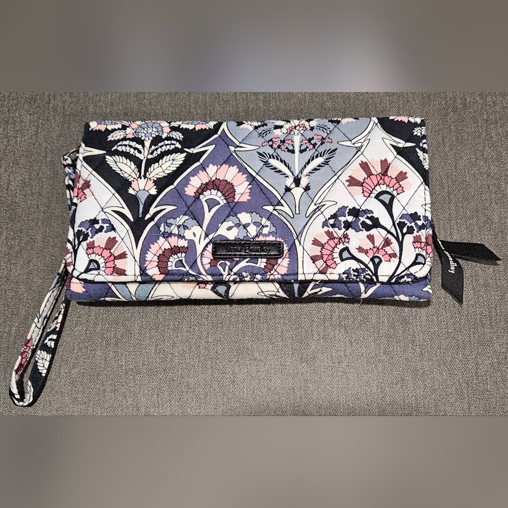 Vera Bradley 8" RFID Protect WRISTLET Wallet Floral Women's Bag Purple Pink Navy